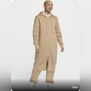 Nike Women's Sportwear Phoenix Fleece Oversized